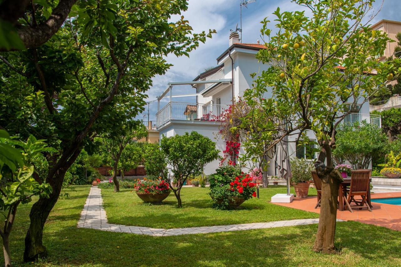 Magnificent Villa San Remo Extérieur photo